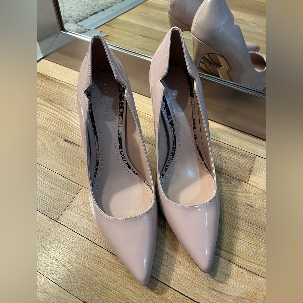 Ted Baker London Orlinay Nude Pink Dress Pumps - Picture 3 of 9